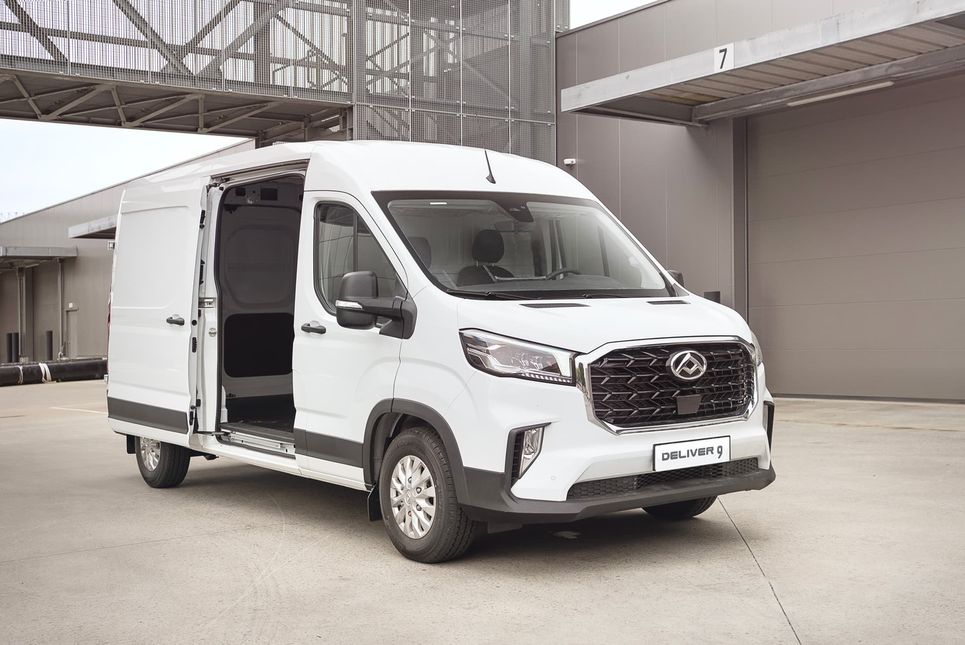 Maxus Deliver 9 Racking DELIVER 9 | Maxus